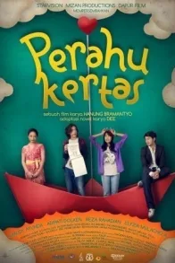 PERAHU KERTAS