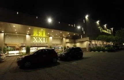 EMPIRE XXI