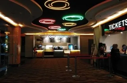 PLATINUM CINEPLEX SUN CITY SIDOARJO 